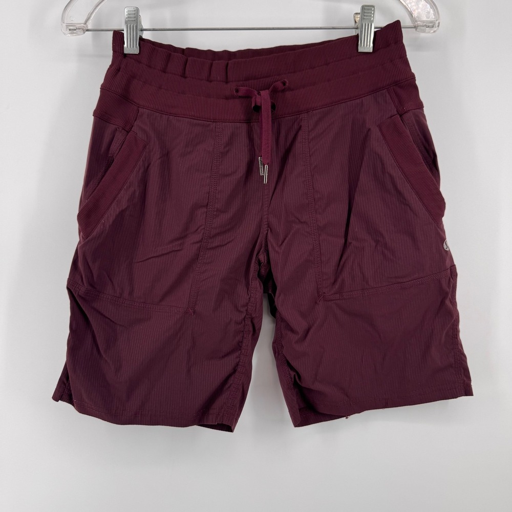 Lululemon Beyond the Studio Shorts Women 6 Burgundy Ribbed Waist Drawstring